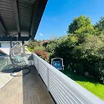 Sonniges Modernes Ruhiges Grosses Haus Garten Pool Oberhaching