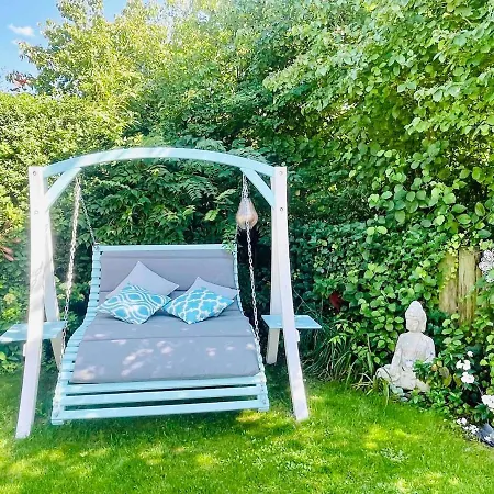 Sonniges Modernes Ruhiges Grosses Haus Garten Pool Prázdninový dům *