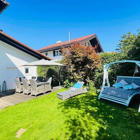 Prázdninový dům Sonniges Modernes Ruhiges Grosses Haus Garten Pool *