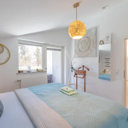 Prázdninový dům Sonniges Modernes Ruhiges Grosses Haus Garten Pool *